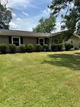 5045 Raleigh Dr in Beaumont, TX - Building Photo - Building Photo