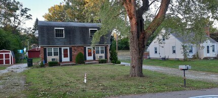 4449 16th St NW, Unit 4449 in Canton, OH - Foto de edificio - Building Photo