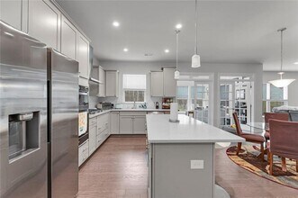 6211 Collins Rd in Acworth, GA - Building Photo - Building Photo