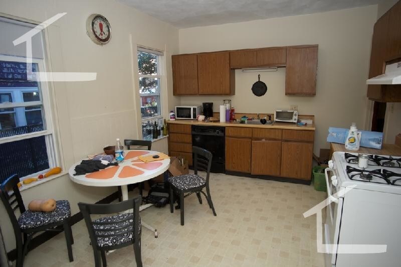41 Coolidge Rd-Unit -1 in Boston, MA - Building Photo