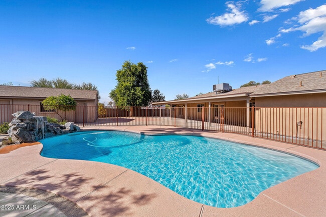 6039 E Skinner Dr in Cave Creek, AZ - Building Photo - Building Photo