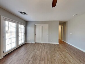 1211 W Elna Rae St in Tempe, AZ - Building Photo - Building Photo