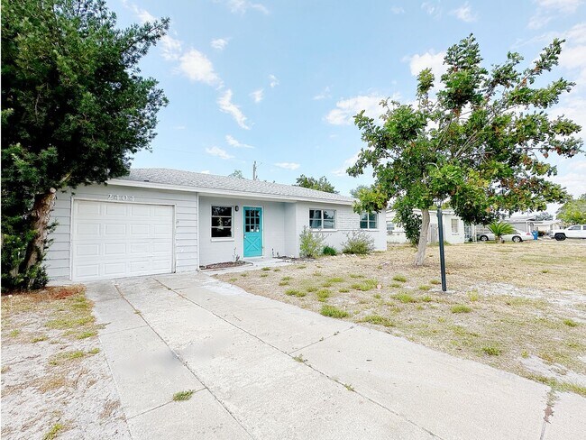 property at 2404 Florida Blvd