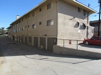 Evergreen Apartments in Downey, CA - Building Photo - Building Photo