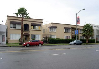 Seaside Garden Villas in Long Beach, CA - Building Photo - Building Photo