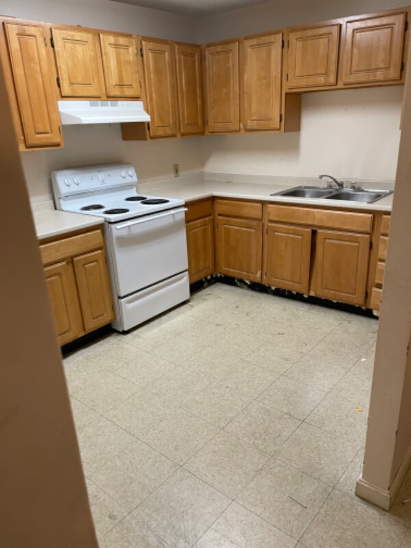 38 Lincoln St-Unit -B in Lowell, MA - Building Photo - Building Photo