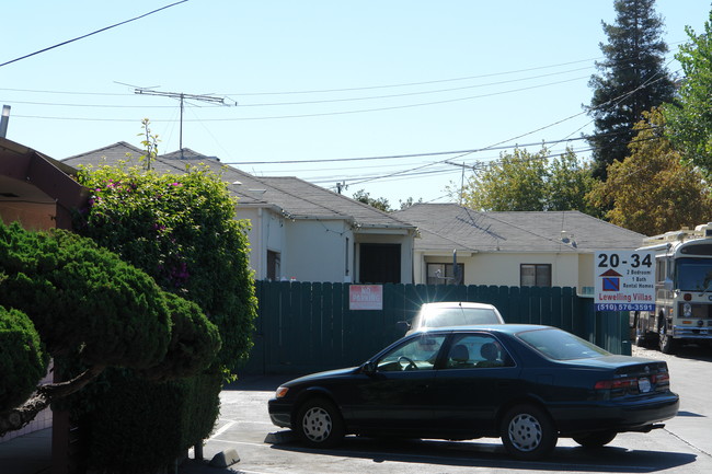 20 Lewelling Blvd in San Lorenzo, CA - Building Photo - Building Photo