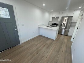 16656 Horace St, Unit B in Los Angeles, CA - Building Photo