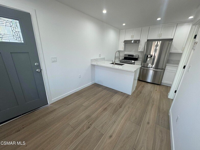 16656 Horace St, Unit B in Los Angeles, CA - Building Photo