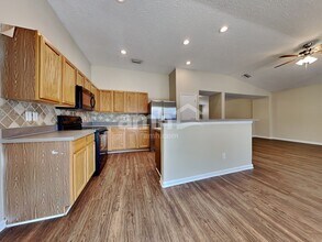 1472 Redbird Creek Dr in Jacksonville, FL - Building Photo - Building Photo