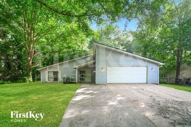 property at 210 Chimney Ridge Trail