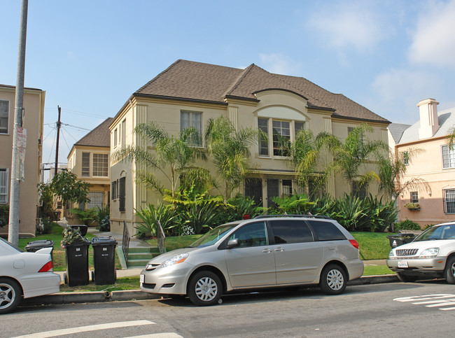 637-641 S Burnside Ave in Los Angeles, CA - Building Photo - Building Photo