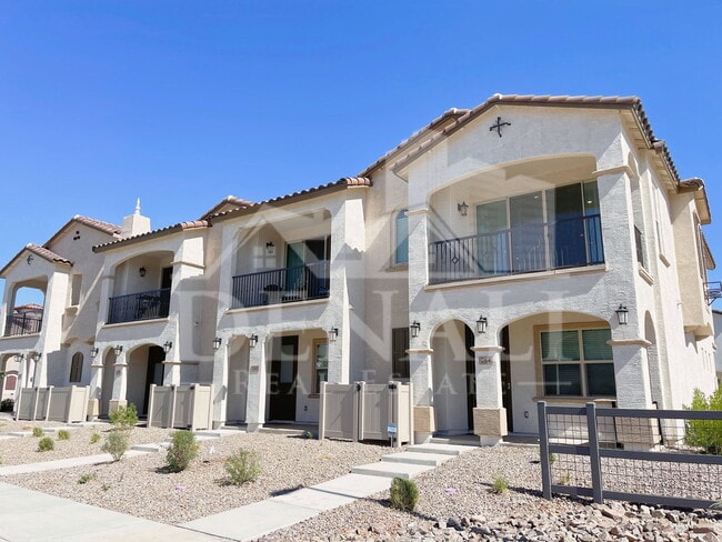 property at 784 S Hawk Ln