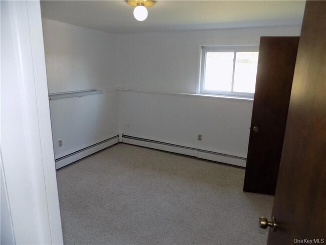 7 Summit Ridge Rd in Newburgh, NY - Building Photo - Building Photo