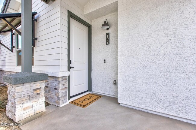 35155 N Thompson Rd, Unit 1 in San Tan Valley, AZ - Building Photo - Building Photo
