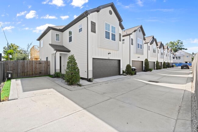 property at 3208 Bostic St