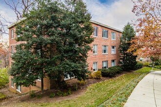 Phylmar Plaza in Washington, DC - Building Photo - Building Photo