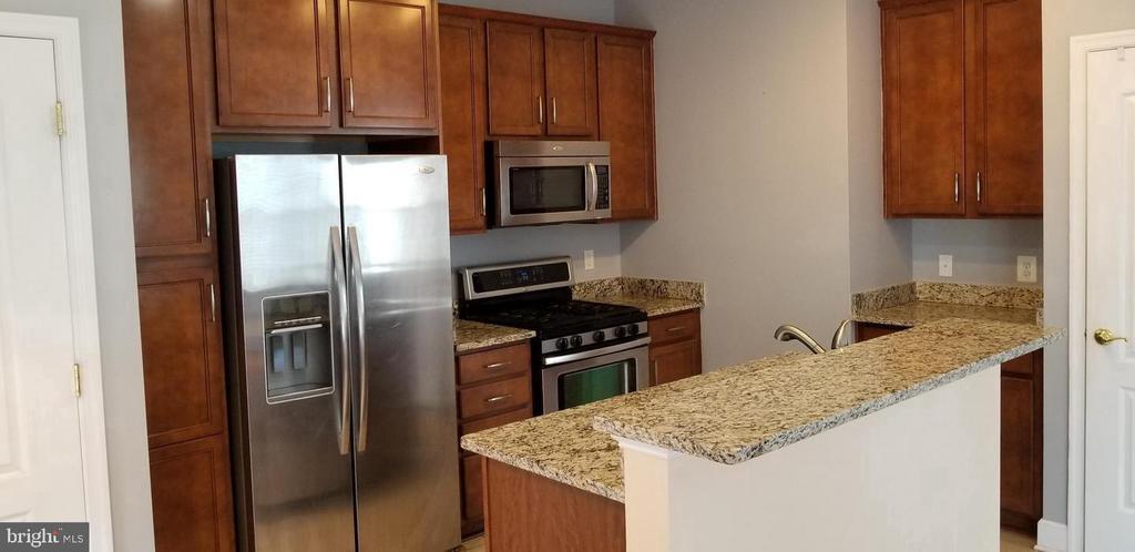 13595 Station St in Germantown, MD - Building Photo