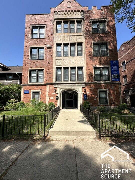 1145 Maple Ave, Unit A1 in Evanston, IL - Foto de edificio