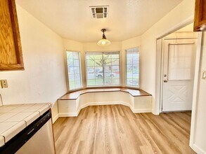 7721 Antelope Hills Dr in Antelope, CA - Building Photo - Building Photo