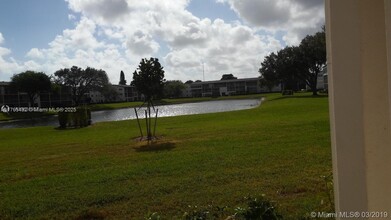 7 Fanshaw A in Boca Raton, FL - Building Photo - Building Photo