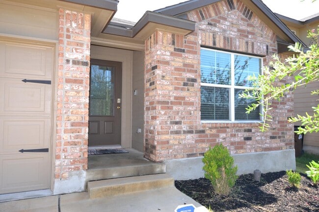 15525 Gray Catbird in San Antonio, TX - Building Photo - Building Photo