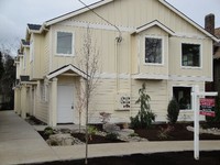 New 4 Units Apartment in Portland, OR - Foto de edificio - Building Photo