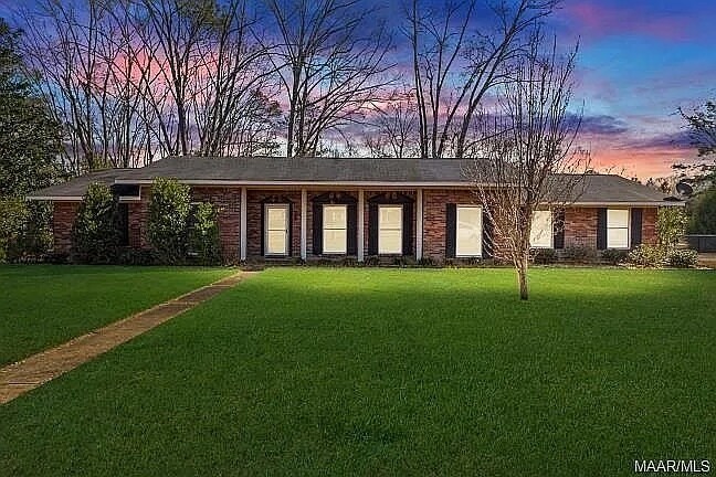 330 Loyola Dr in Enterprise, AL - Building Photo