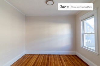 Private bedroom in 6 bed/2 bath Home in Boston, MA - Building Photo - Building Photo