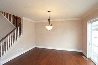 Kings Point Townhomes in Harrisburg, PA - Foto de edificio - Interior Photo