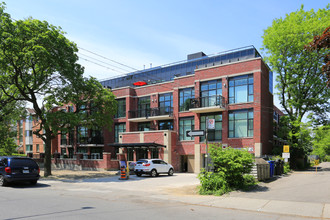 66 Kippendavie Ave in Toronto, ON - Building Photo - Primary Photo