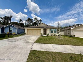 2038 Garrison Wy in Green Cove Springs, FL - Building Photo