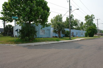 821-835 Minnie St in Jacksonville, FL - Building Photo - Building Photo