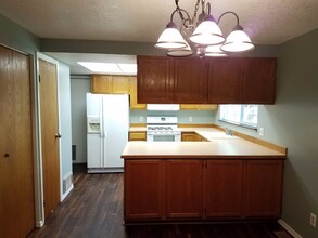 2454 Century Loop in La Grande, OR - Building Photo - Building Photo