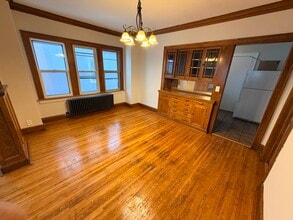 808 Dayton Ave, Unit Upper Unit in St. Paul, MN - Foto de edificio - Building Photo