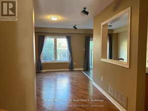 15 Latitude Ln in Whitchurch-Stouffville, ON - Building Photo - Building Photo