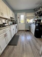 140 N 21st St in Wheatley Heights, NY - Building Photo - Building Photo