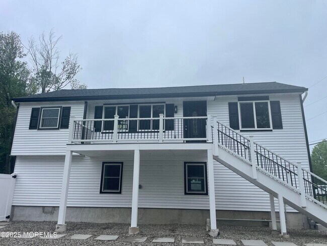 801 Clairmore Ave in Lanoka Harbor, NJ - Building Photo - Building Photo