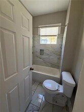 8421 Cohn St in New Orleans, LA - Foto de edificio - Building Photo