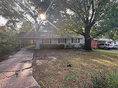 property at 1734 Dixie Dr