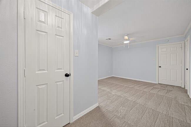 property at 714 E Humble St