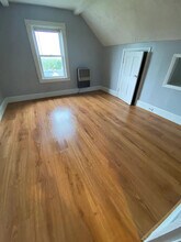 2 Wachusett St, Unit 4B in Lowell, MA - Building Photo - Building Photo