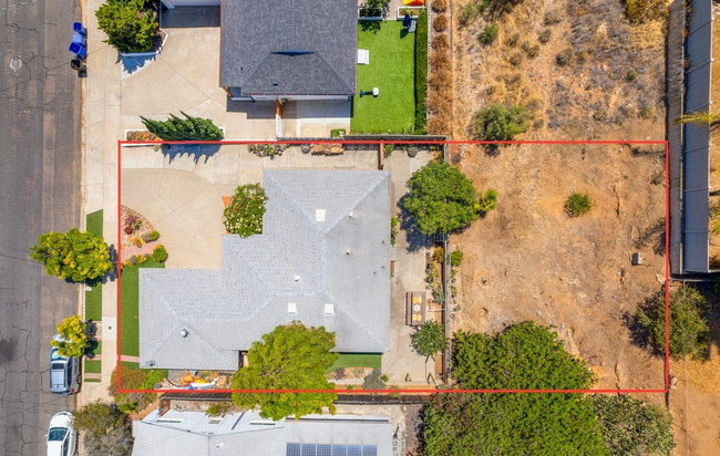 4948 Elsa Rd in San Diego, CA - Foto de edificio - Building Photo