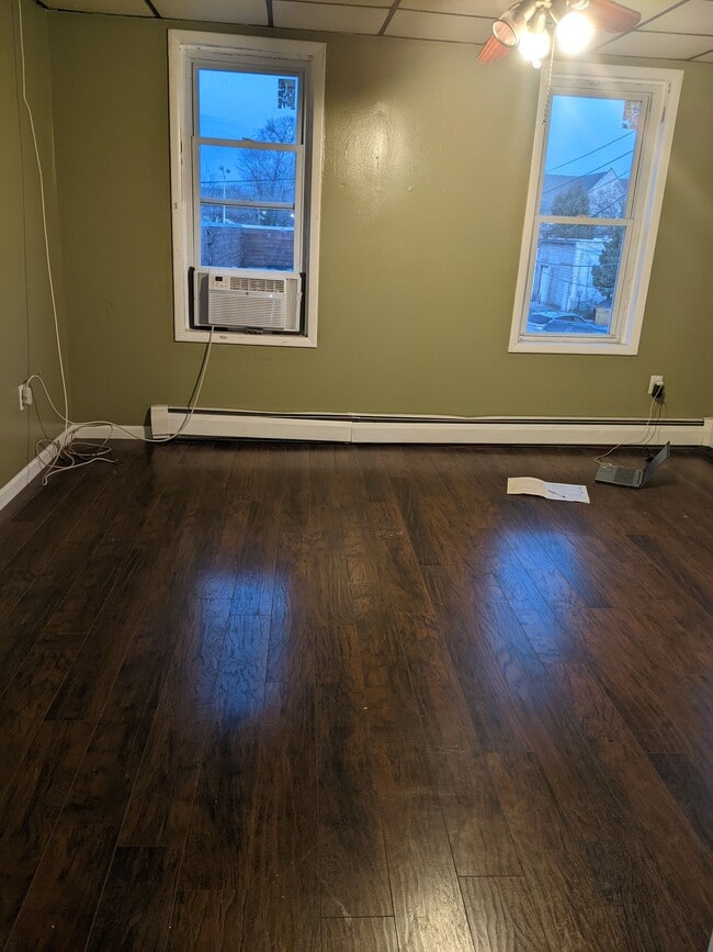 345 High St in Burlington, NJ - Building Photo - Building Photo