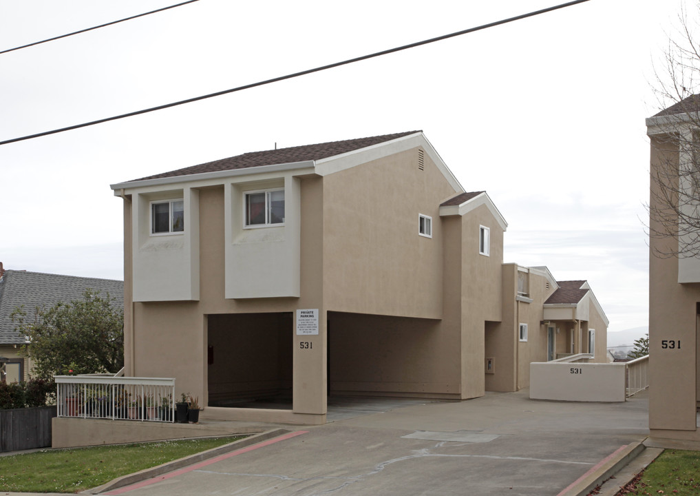 531 Watson St in Monterey, CA - Foto de edificio