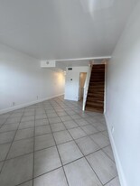 9500 SW 3rd St in Boca Raton, FL - Building Photo