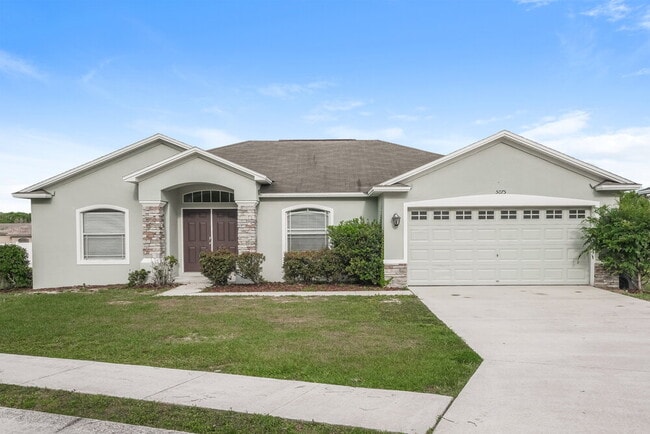 property at 5075 Ashwood Dr