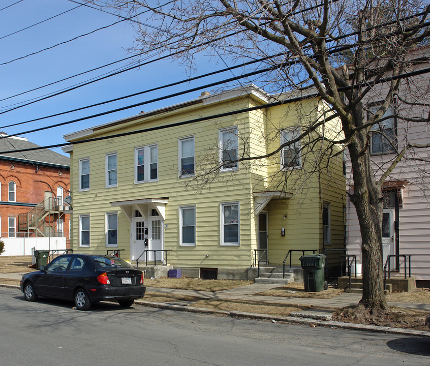 19 Garner St in Cohoes, NY - Foto de edificio