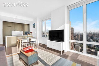 388 Bridge St in Brooklyn, NY - Building Photo - Building Photo