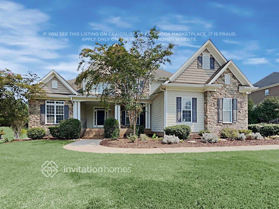 2104 Madeira Cir in Waxhaw, NC - Building Photo